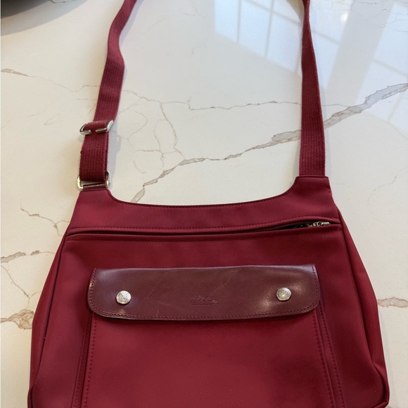 EUC! Longchamp Deep Red Crossbody Bag from the discontinued Planètes line - Picture 2 of 10